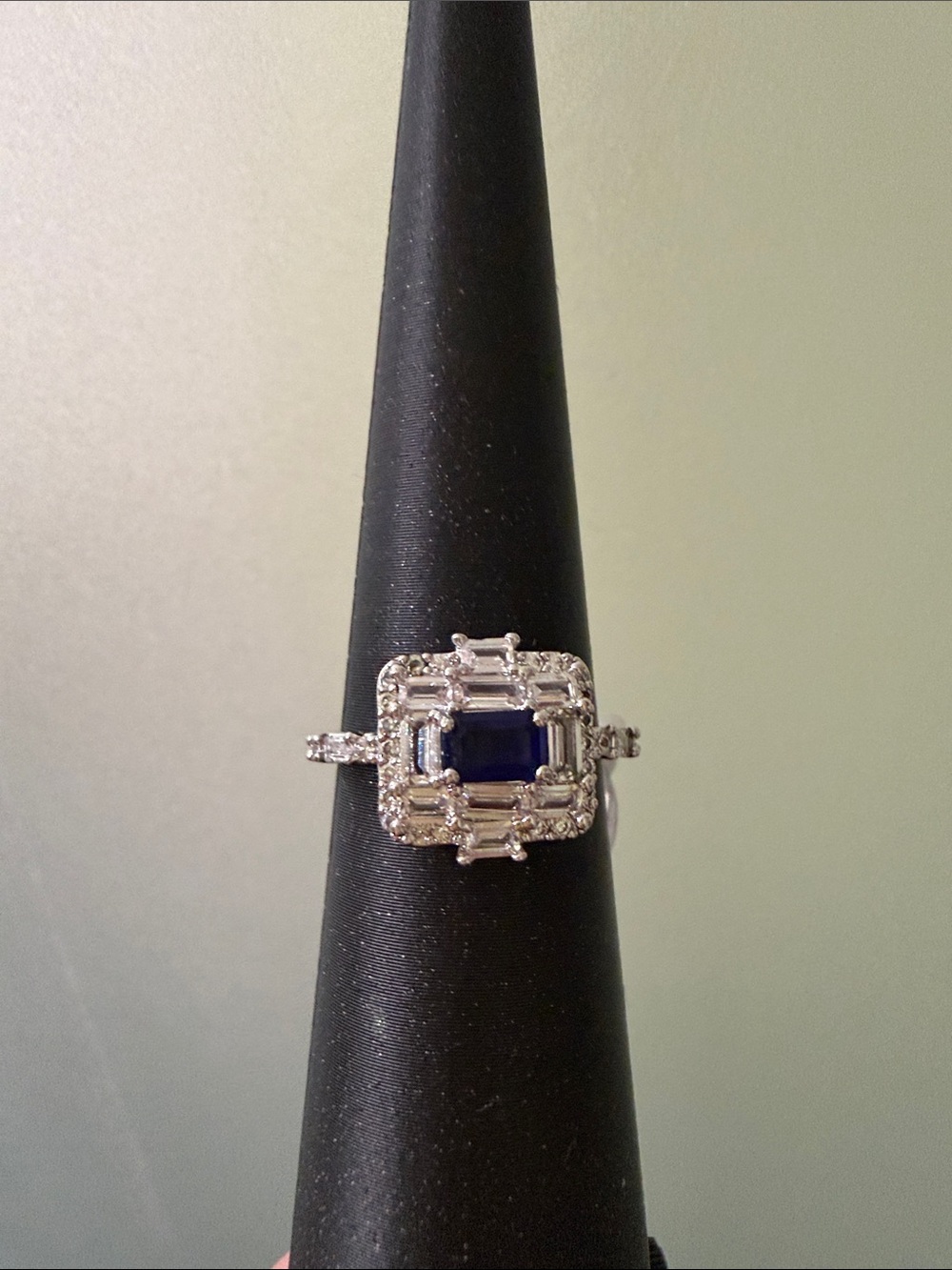 BP Take the Throne ring
